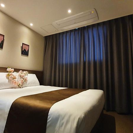 Grandmillions Hotel Согвипхо Экстерьер фото